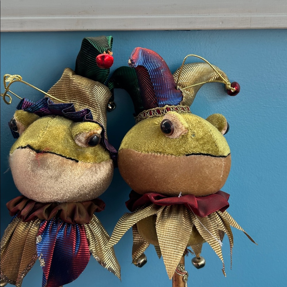 Rare Mark Robert’s Royalty frogs jester on a stick ornaments - Picture 3 of 4